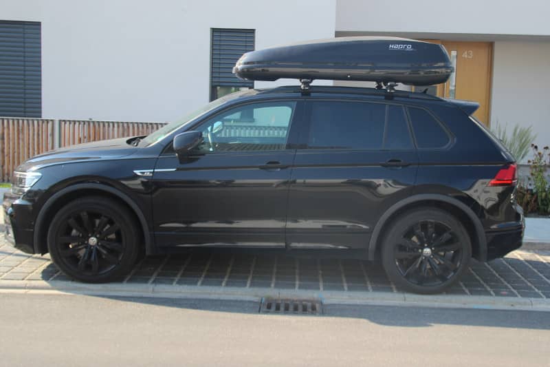 Eine Dachbox mit 430 Liter Volumen auf einem VW Tiguan bei uns in Schifferstadt